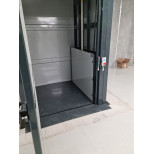 Výťahová plocha 1300x1700 mm, nosnosť 600 kg, zdvih 4000 mm